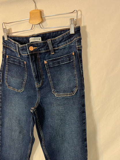 ZARA. Denim cropped bolsillos. T 40
