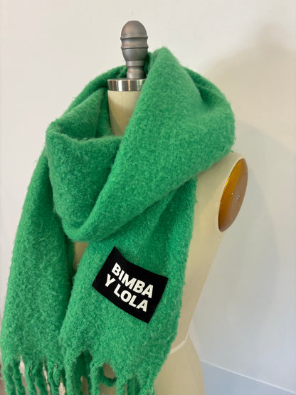 BIMBA Y LOLA. Thick green scarf