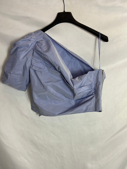 MAJE. Top asimetrico  azul claro. T 3(M)