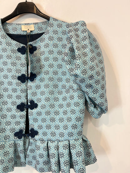 COOSY. Chaqueta azul bordada T.m