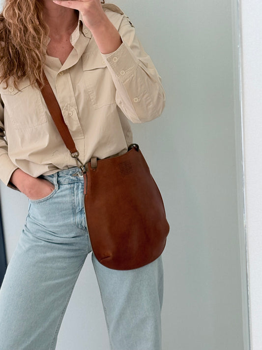 BEATRIZ FUREST. Bolso mediano piel doble sas