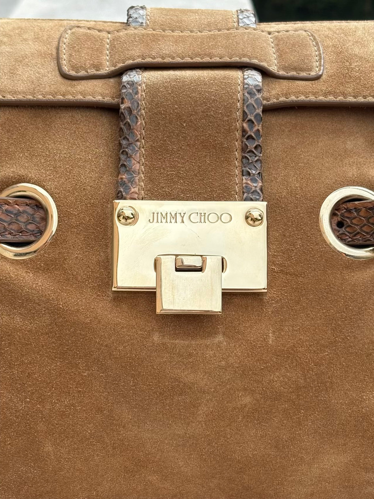 JIMMY CHOO. Bolso de mano en ante y pitón
