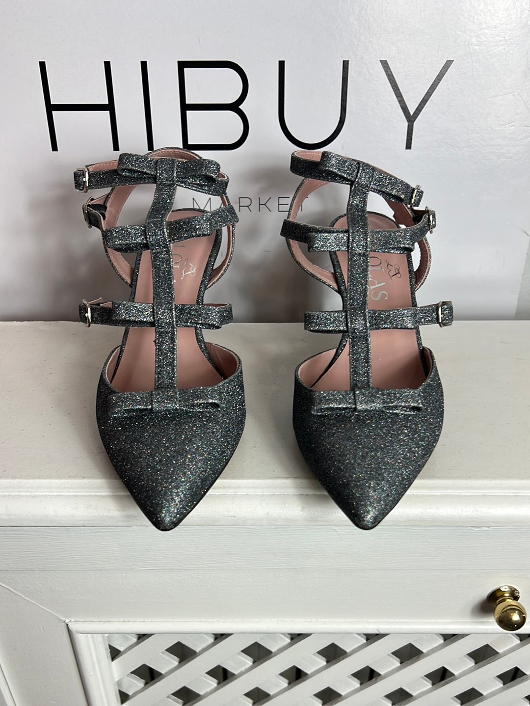 ANGARI. Zapatos tacón purpurina tiras. T 37