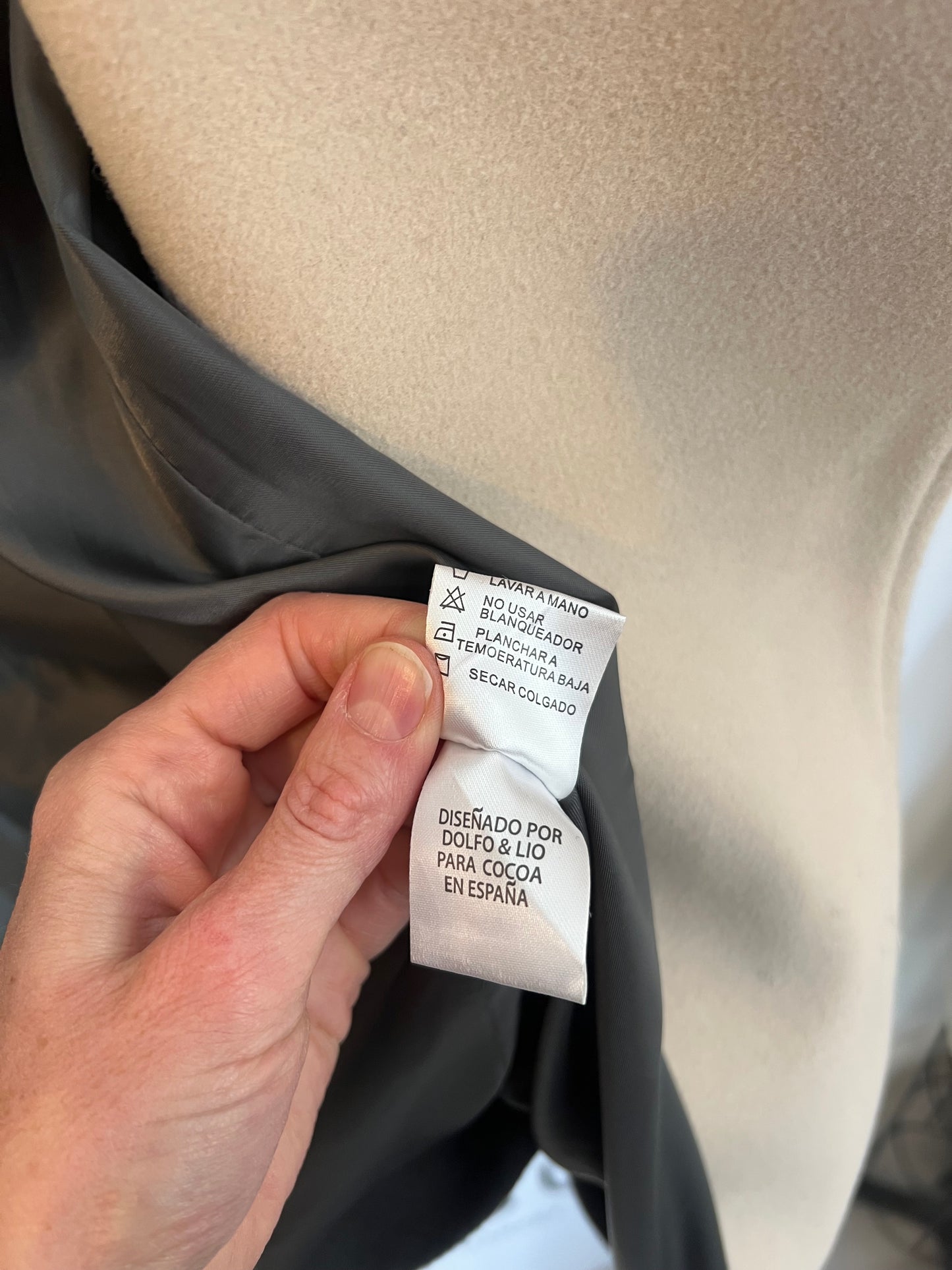 COCOA. Abrigo paño gris