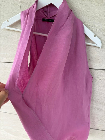 MASSIMO DUTTI. Top rosa lino detalle escote