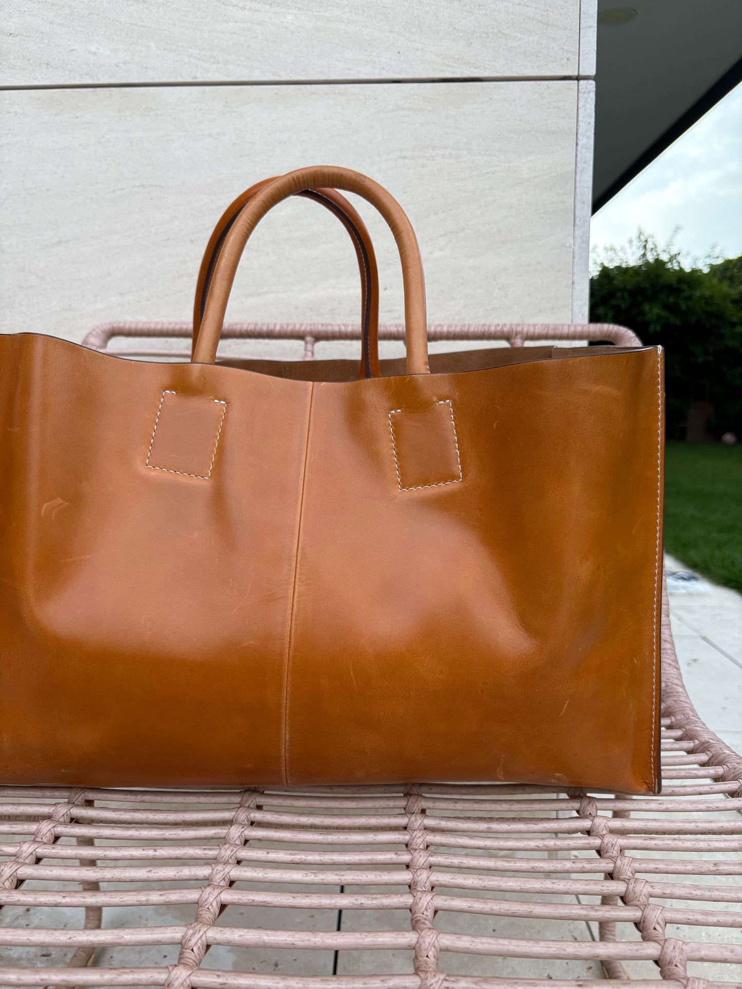 ZARA HOME. Bolso shopper camel piel