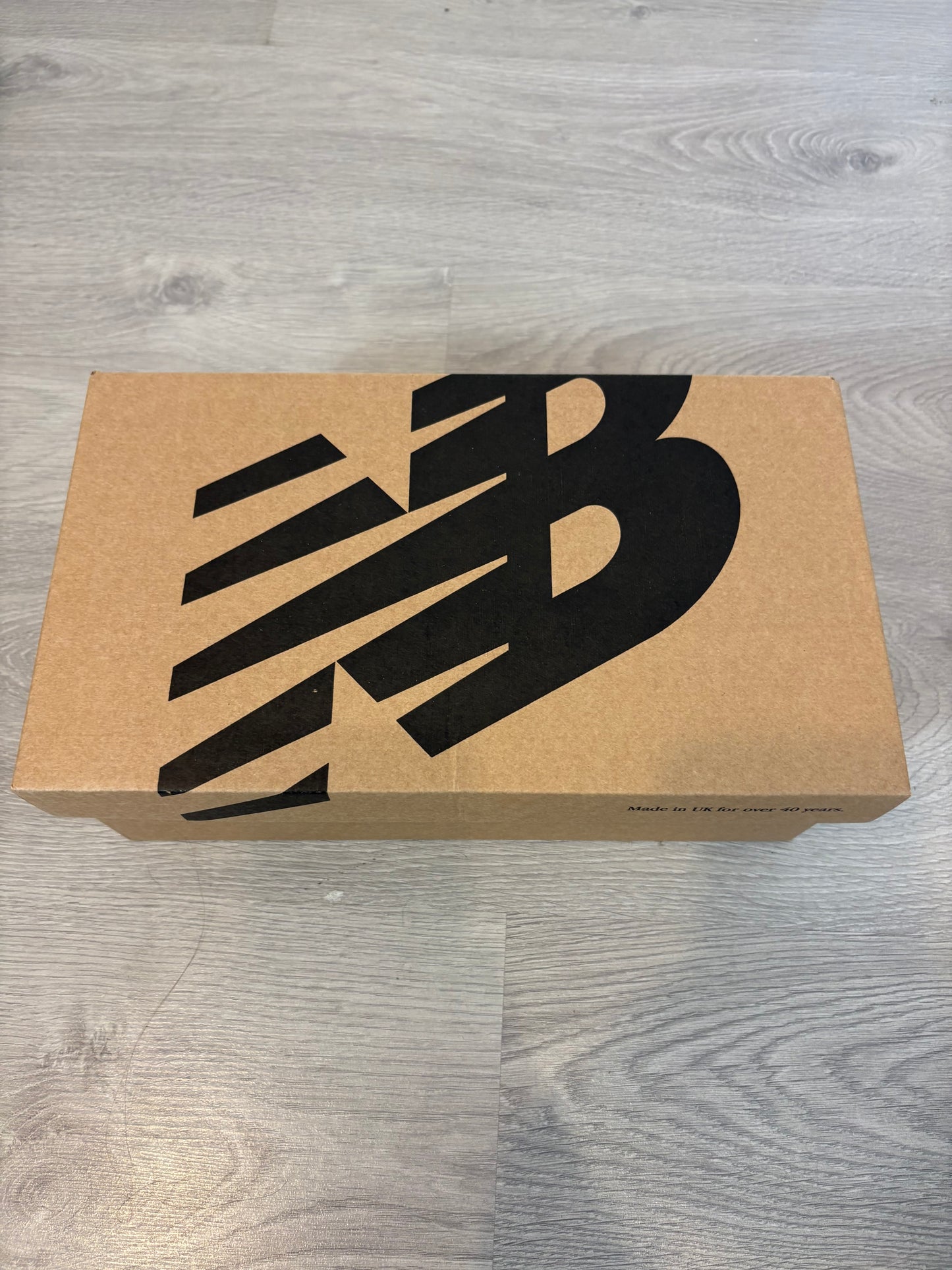 NEW BALANCE. Zapatilla modelo 1500 made in England. T 39.5