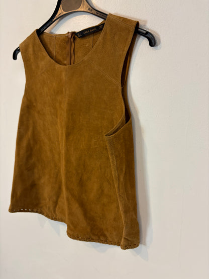 ZARA. Top ante camel