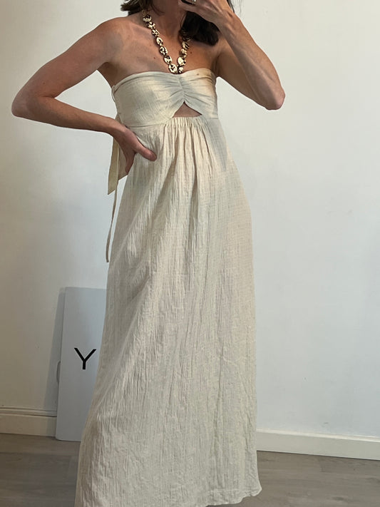 ZARA. Vestido detalle al cuello. T XS