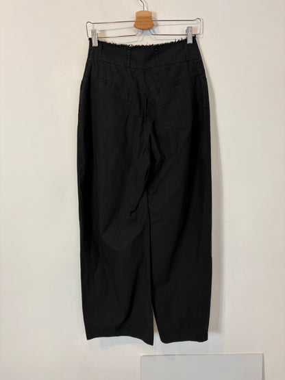 MARE DI LATTE. Pantalón pinzas textura