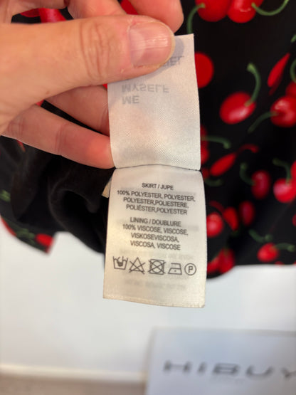 AMEÉ. Sleeveless fringed sweater S.(s)