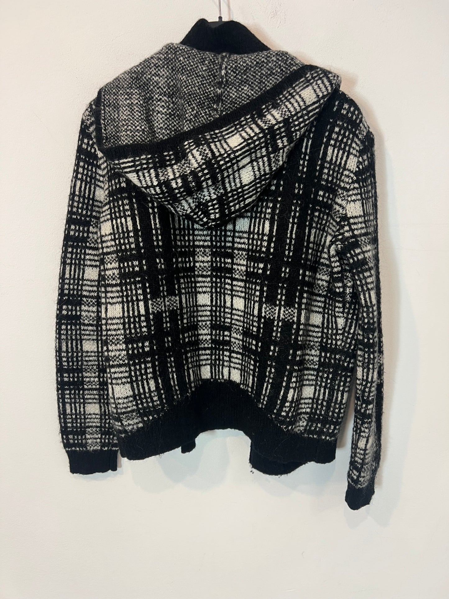 THE KOOPLES. Chaqueta punto con lana blanca y negra. T S