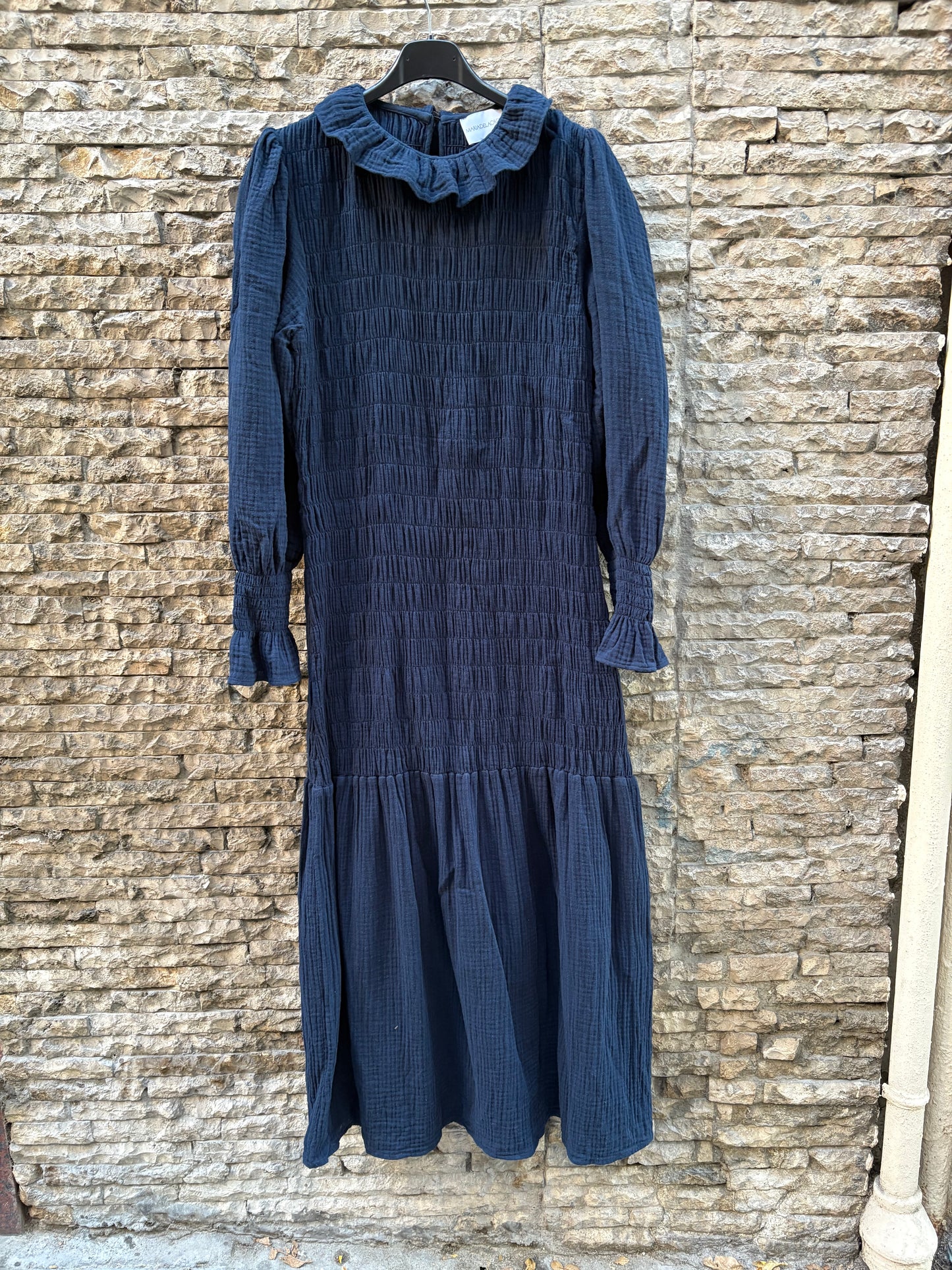 MARIA DE LA ORDEN. Vestido largo azul fruncidos