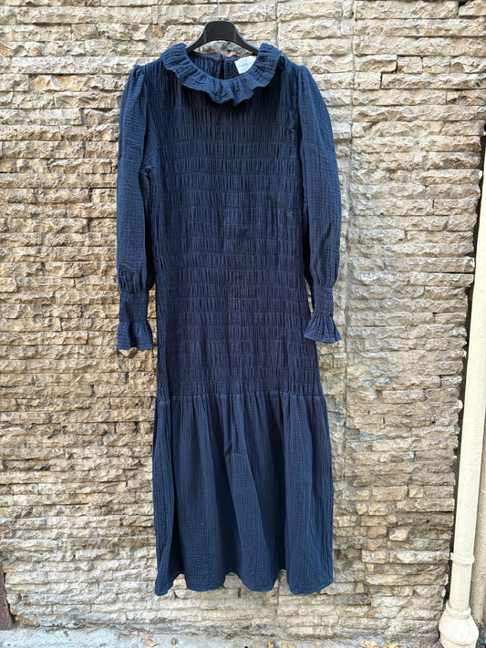 MARIA DE LA ORDEN. Vestido largo azul fruncidos