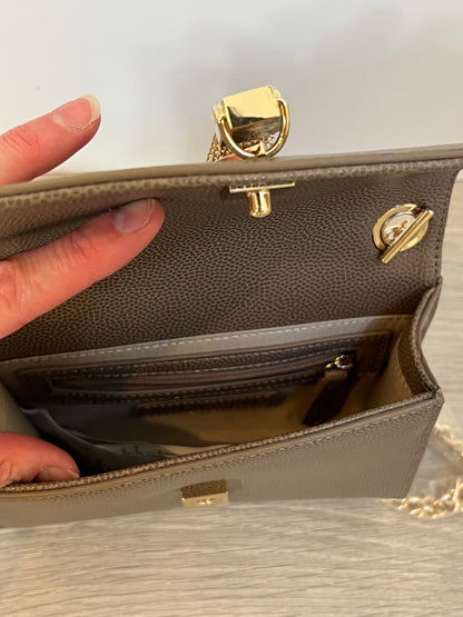 MARIO VALENTINO. Bolso efecto piel marrón