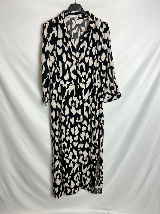 ZARA. Vestido camisero aperturas estampado. T M