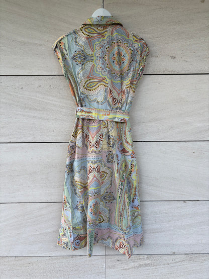 ZARA. Vestido camisero estampado. T S