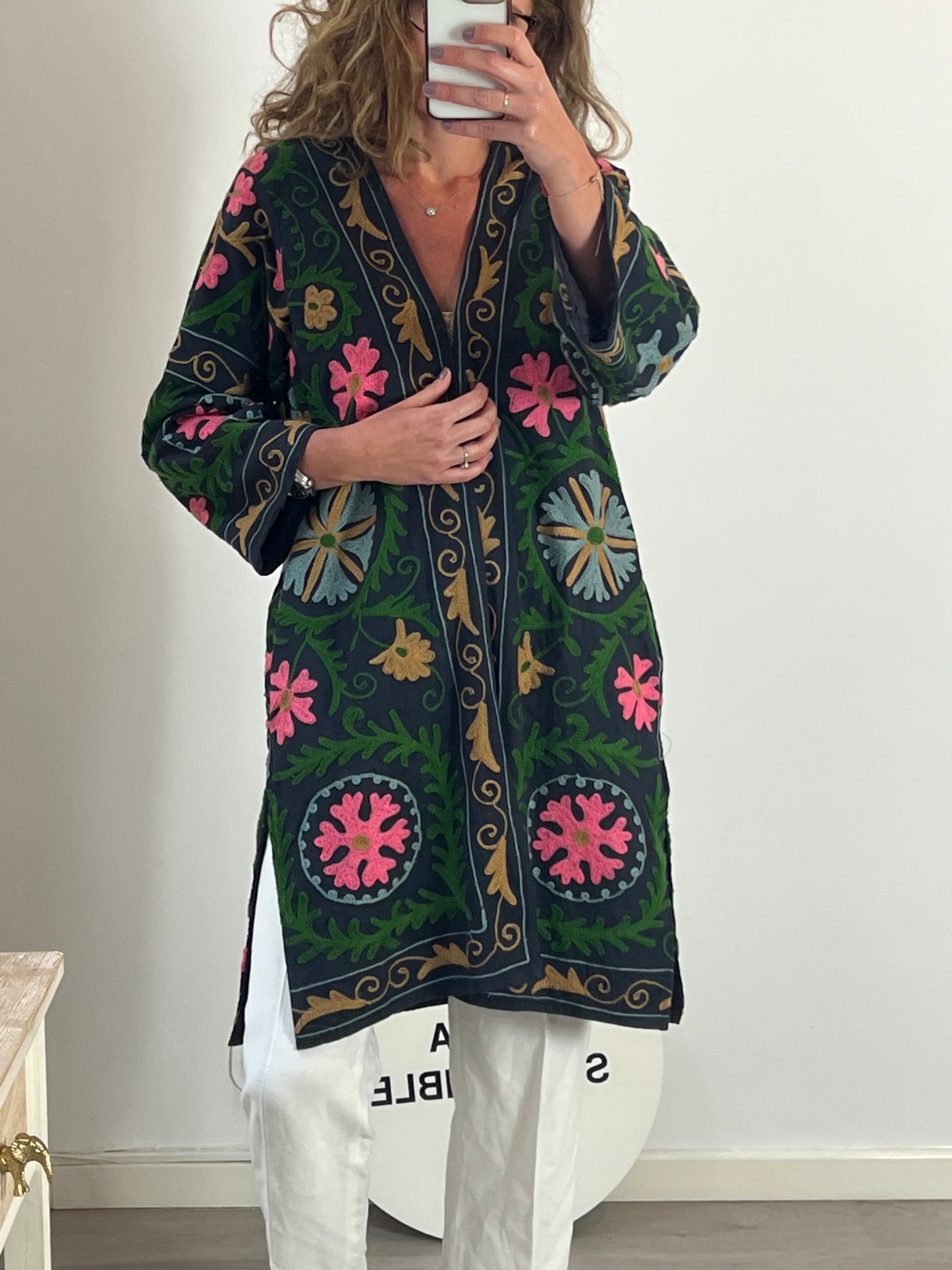 GYPSY TRUCK. Chaqueta/kimono bordados colores. T U