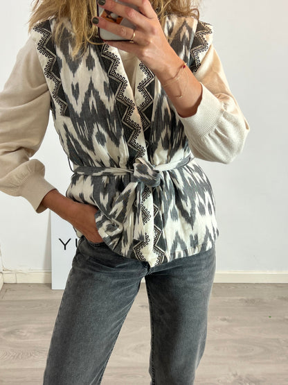 PITI CUITI. Chaleco acolcha estampado. T U (M)