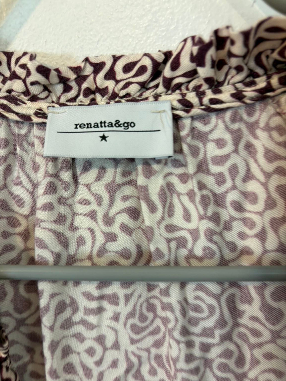 RENATTA & GO. Vestido midi estampado fluido