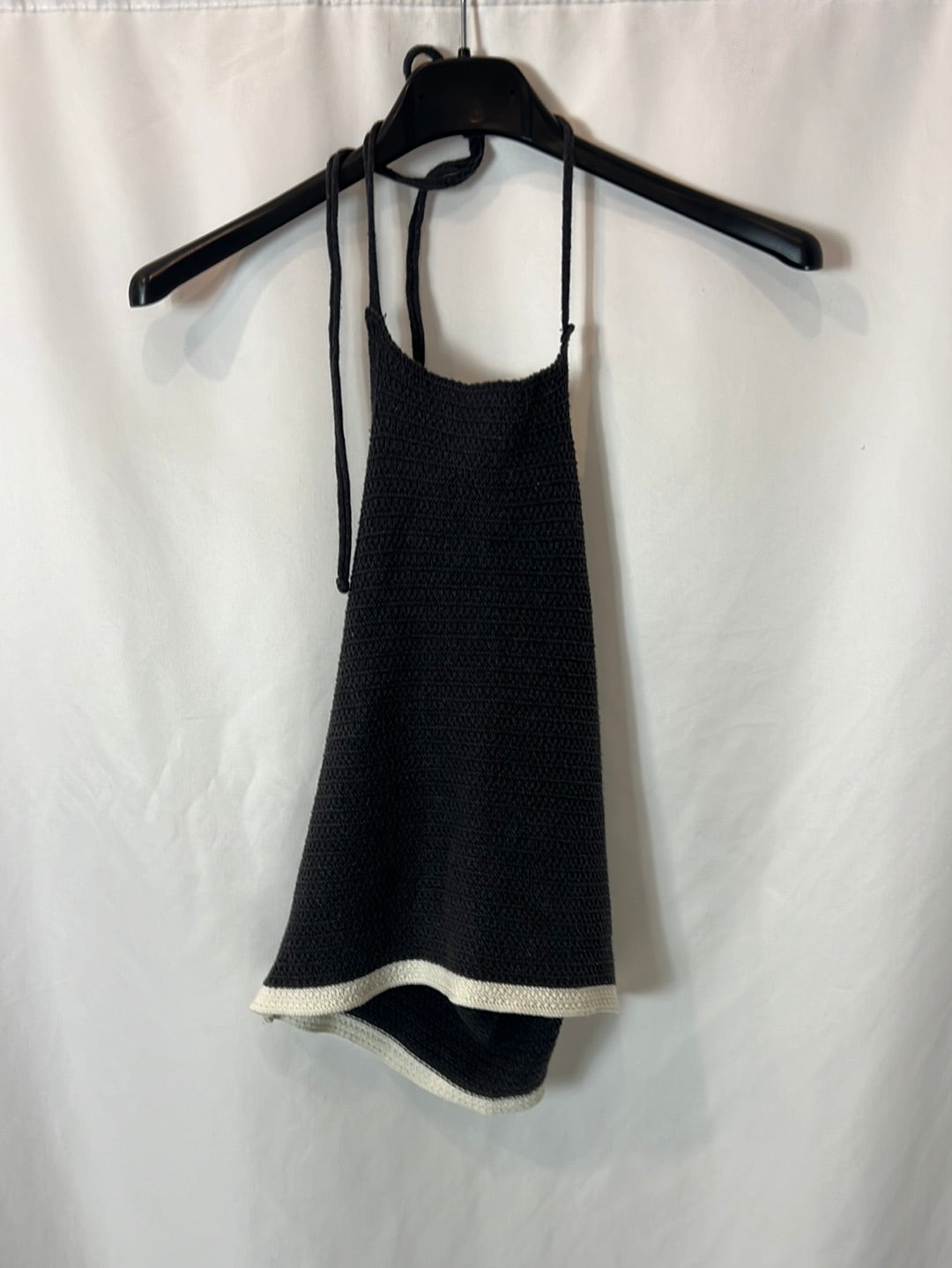 NOON. Top crochet cullo halter. T XS