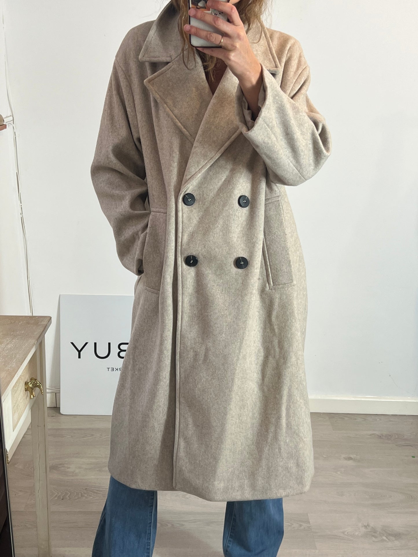 ZARA. Abrigo paño beige largo. T L