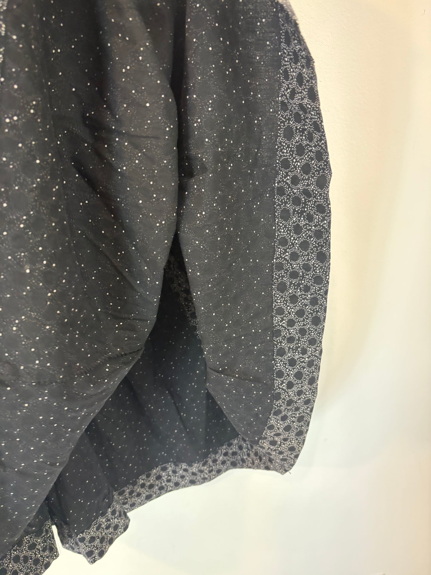 EVA VELAZQUEZ. Blue printed midi skirt. T.S.