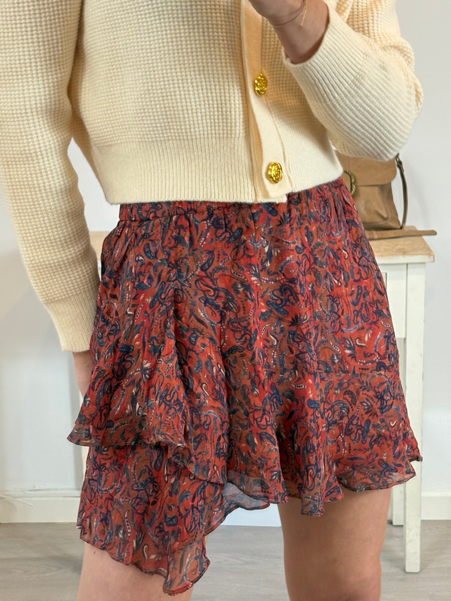 IRO. Flowing tile-effect short skirt, size 36