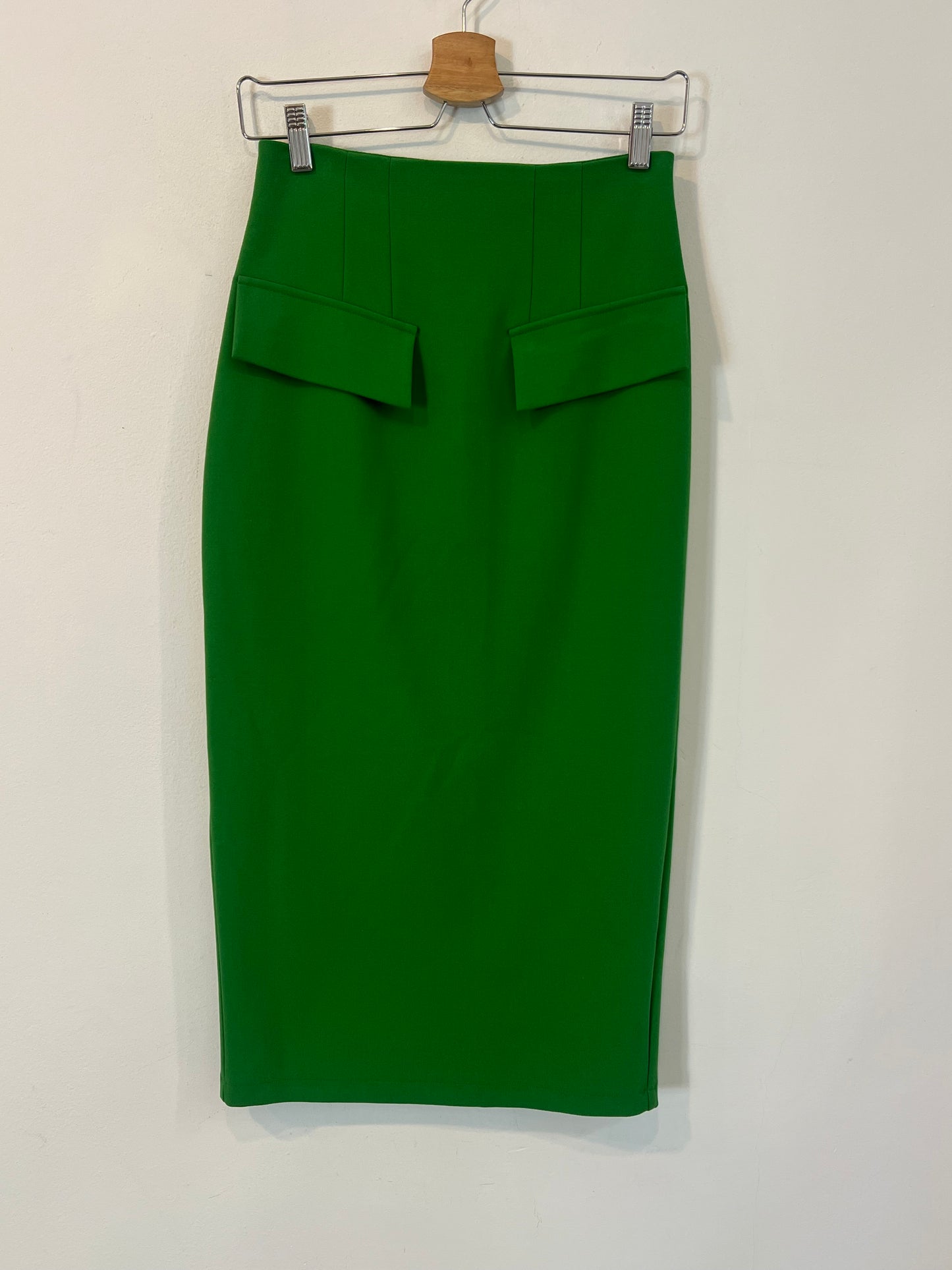 ZARA. Falda midi verde T.s