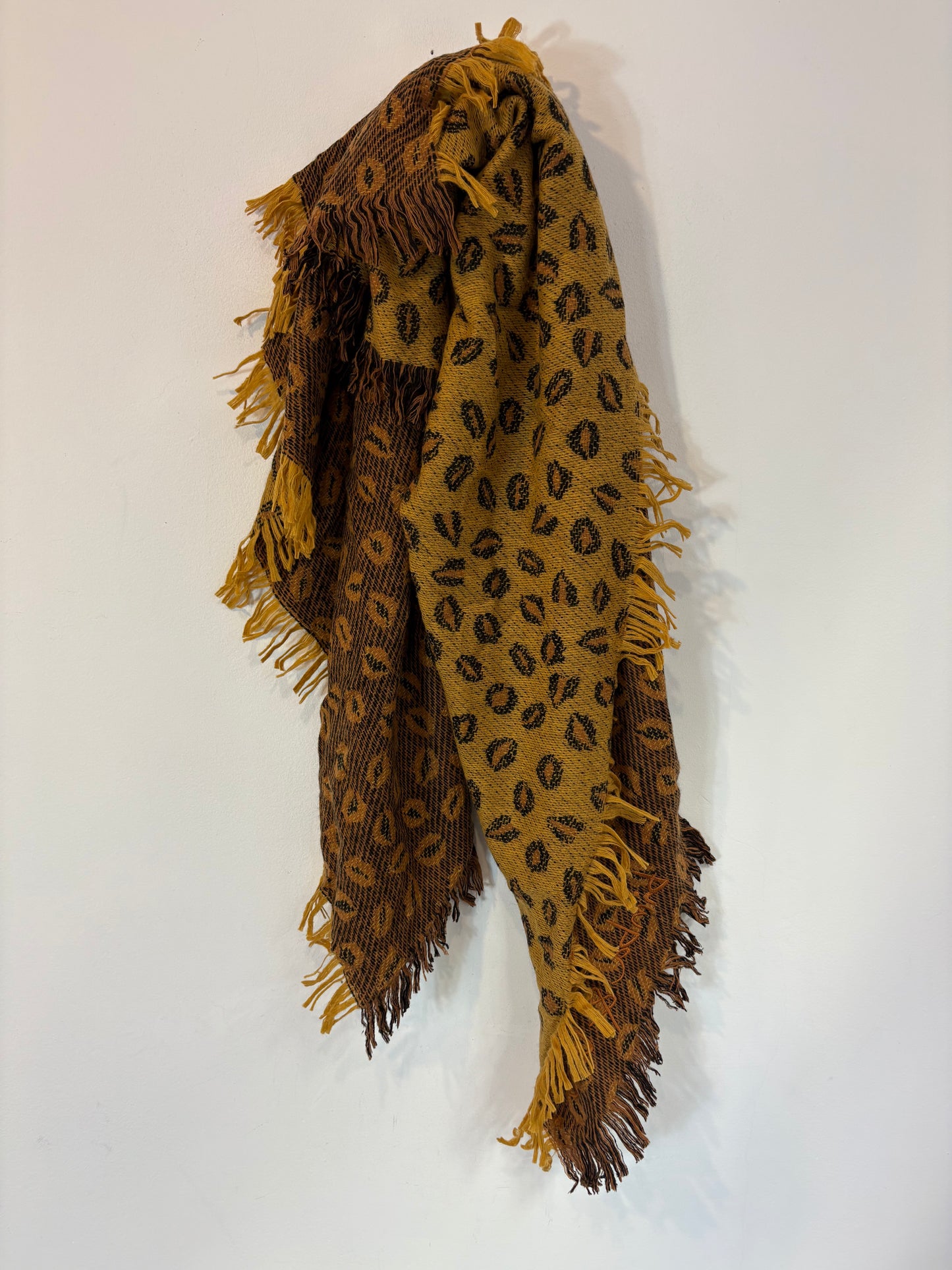 BIMBA Y LOLA. Bufanda estampada con lana