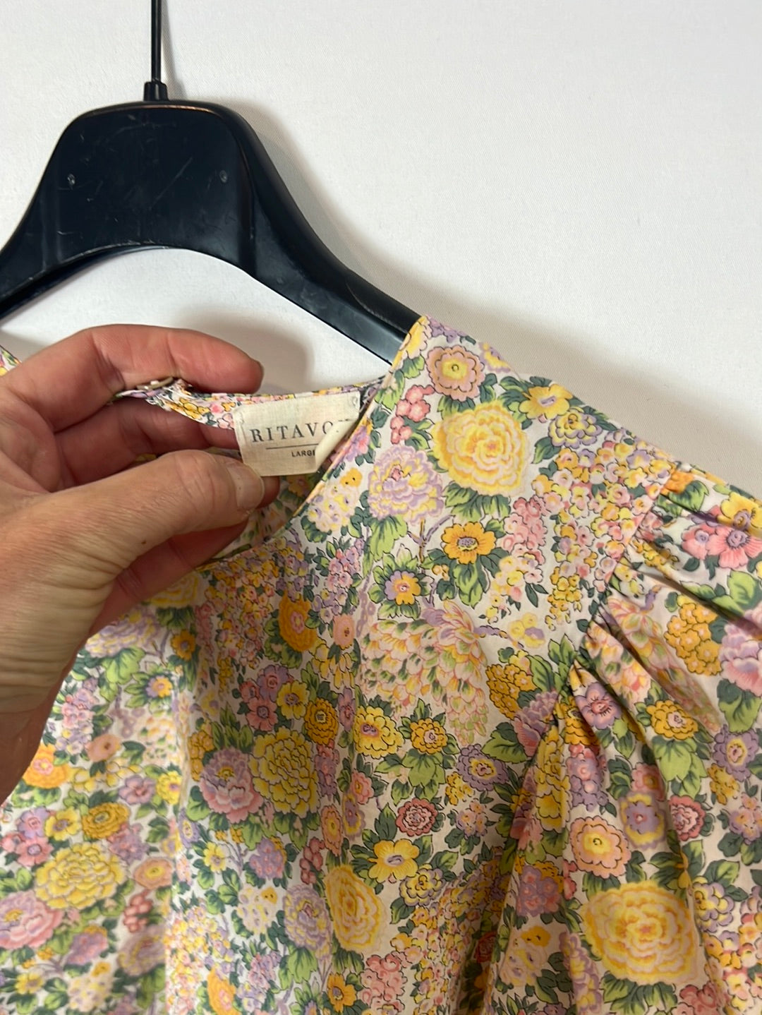 RITAVON. Blusa amarilla flores T.u(m)