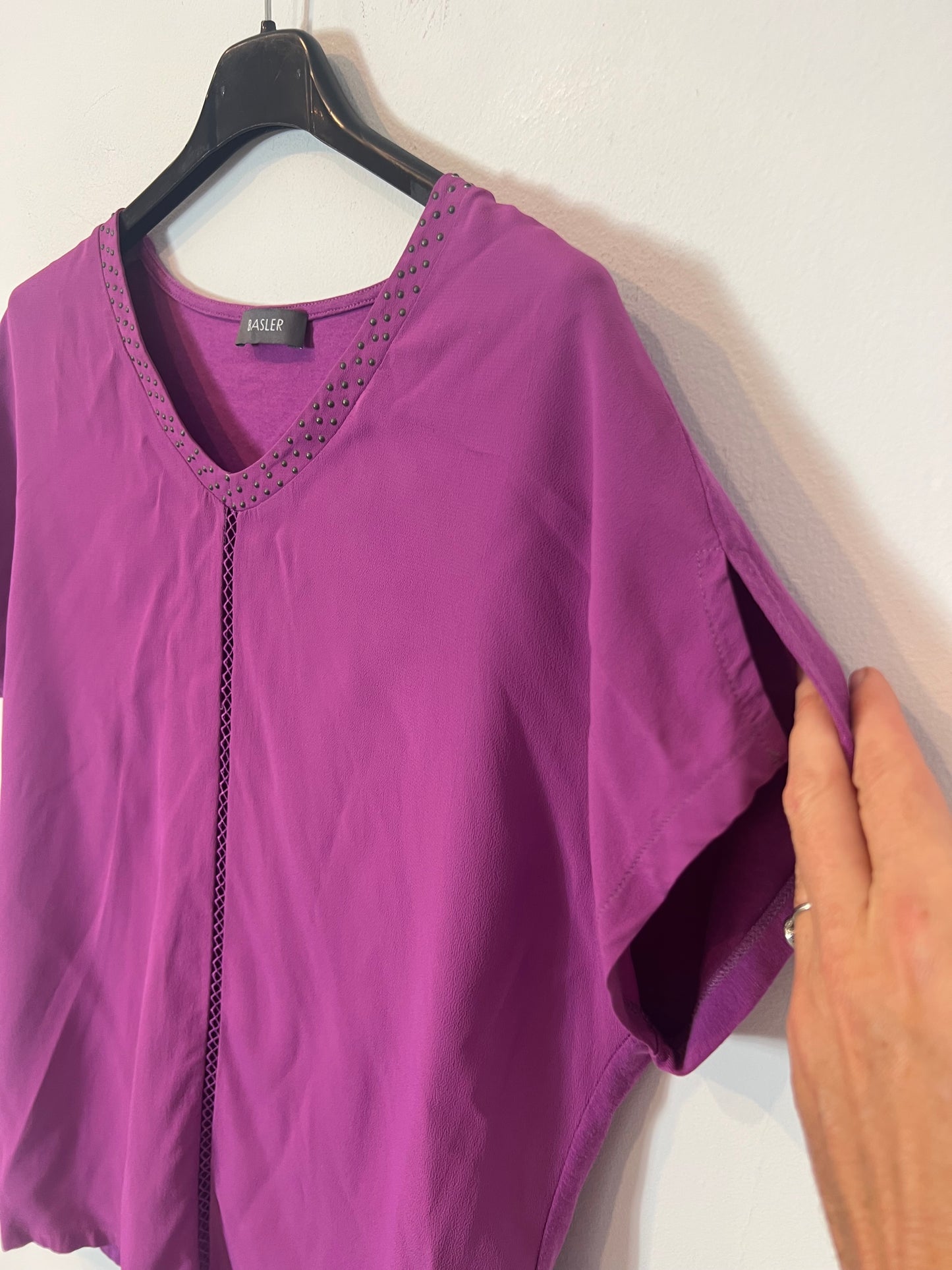 BASLER. Double-textured bougainvillea blouse. TS