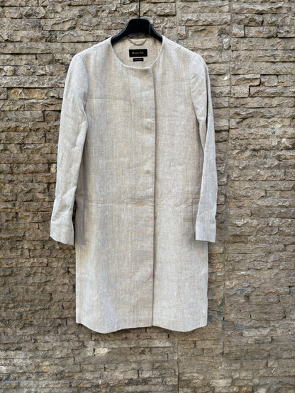 MASSIMO DUTTI. Chaqueta larga lino beige