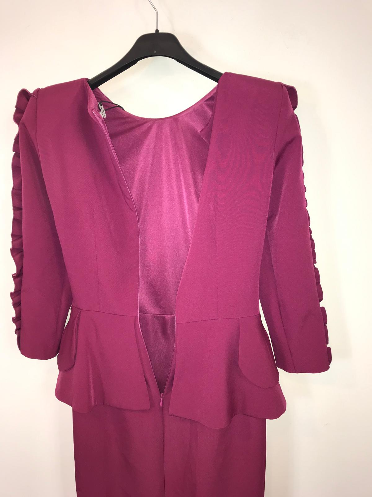 MERYFOR. Vestido midi rosa oscuro detalle mangas
