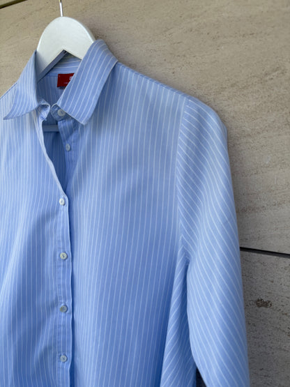 LION OF PORCHES. Camisa rayas volante