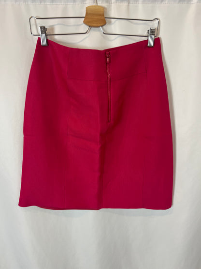 CHLOÉ. Short fuchsia silk skirt. Size 40