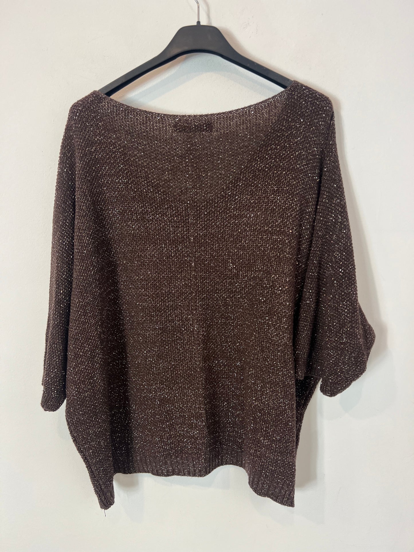 OTRAS. Top marrón hilos brillo. T M/L