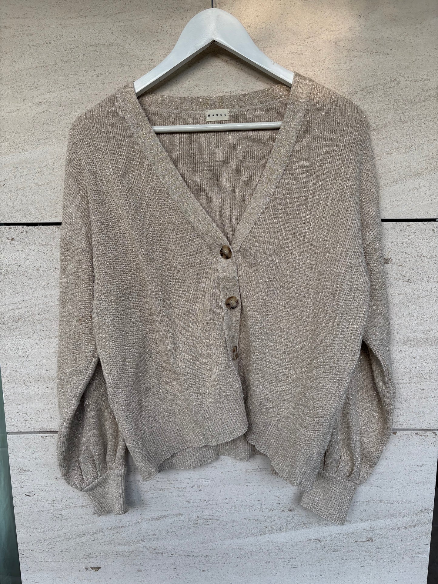 MAKSU. Buttoned thread jacket. Size XS/S
