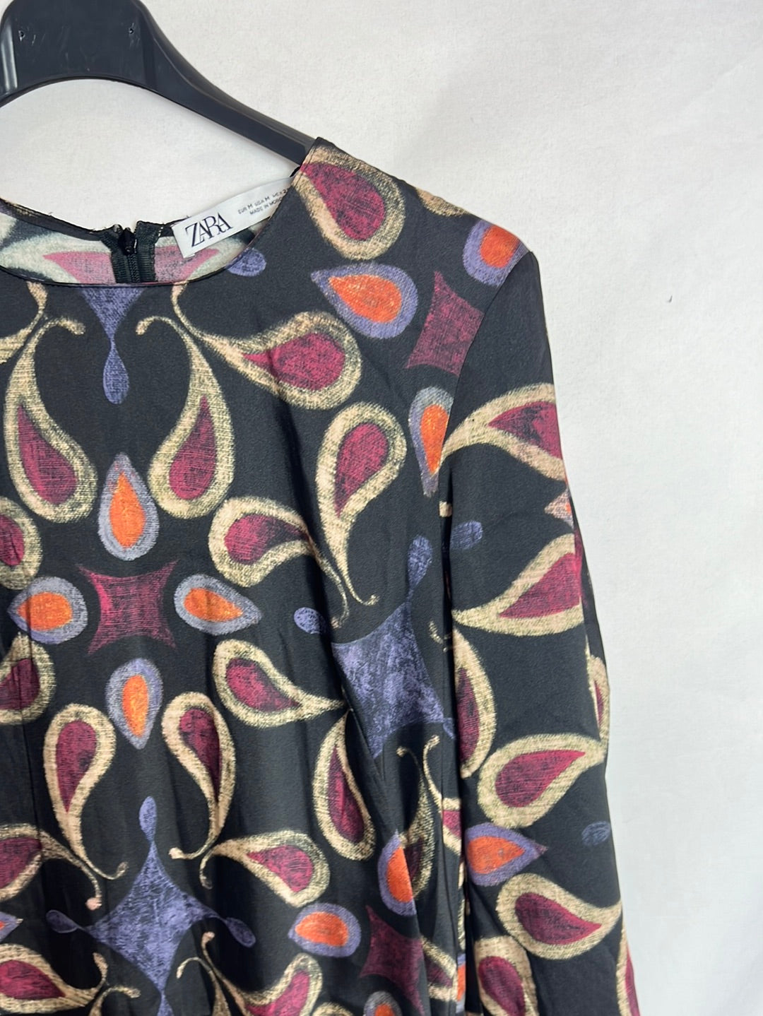 ZARA. Vestido midi estampado. T M