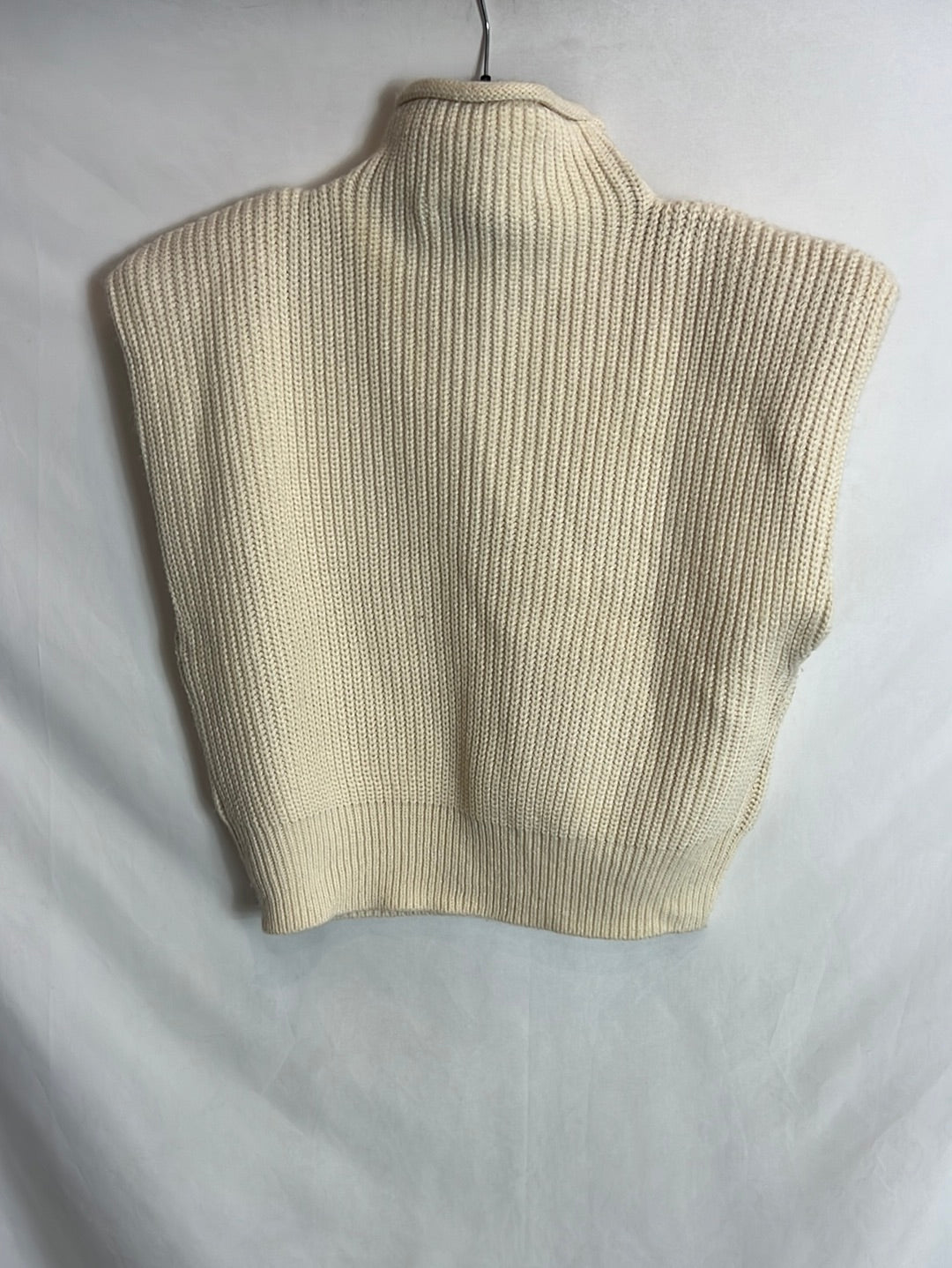 ZARA. Beige Ts sleeveless sweater