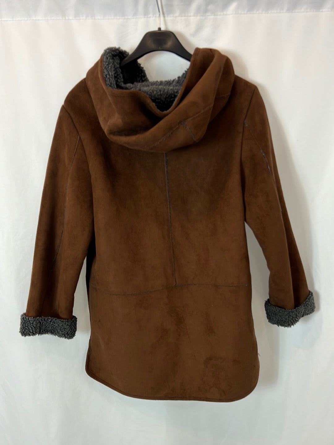 ZARA. Abrigo marrón borrego T.11-12 años
