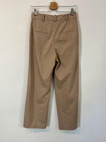 MANGO. Pantalón pinzas beige T.36