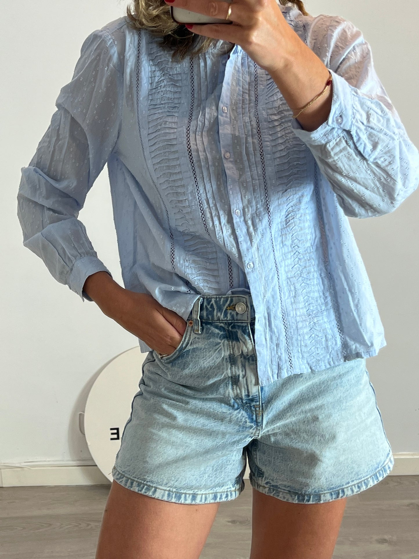 SFERA. Blusa azul claro textura. T L