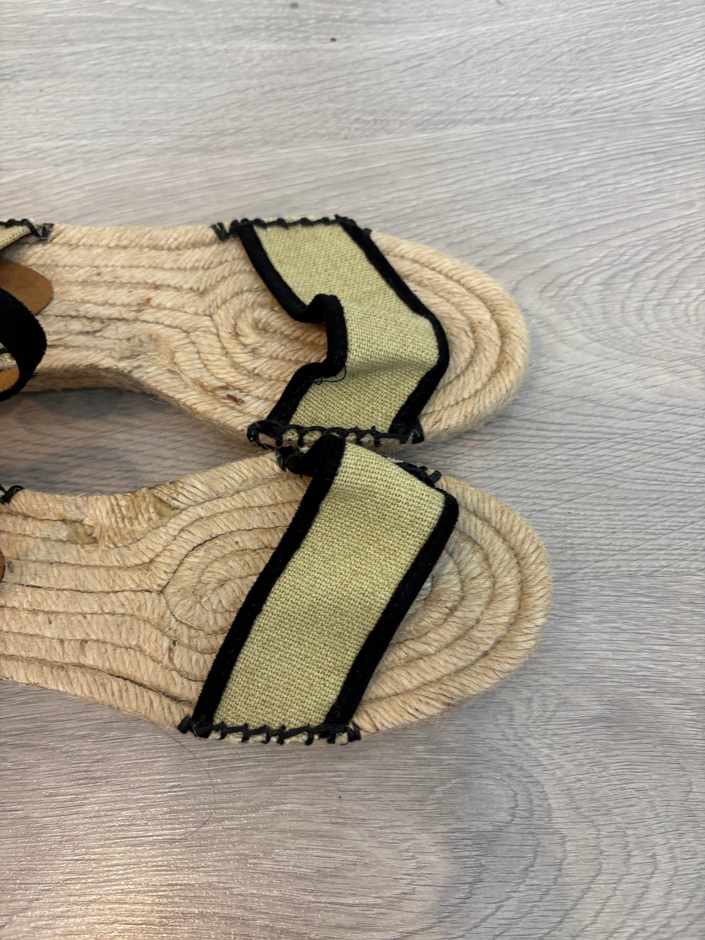 CORINA. Sandalia esparto cuña. T 39