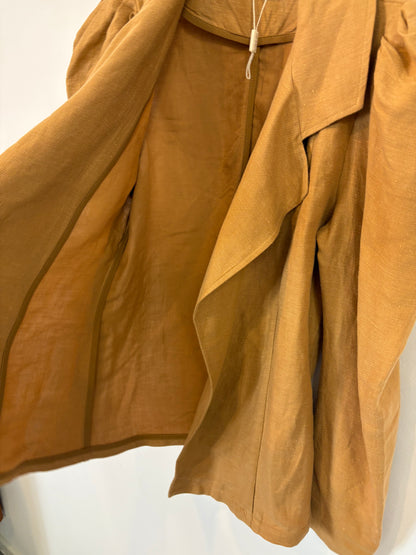 PADOVA. Textured camel jacket and trousers set. Size XS/S