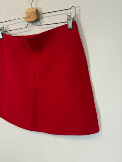ZARA. Falda roja punto elástico. T S