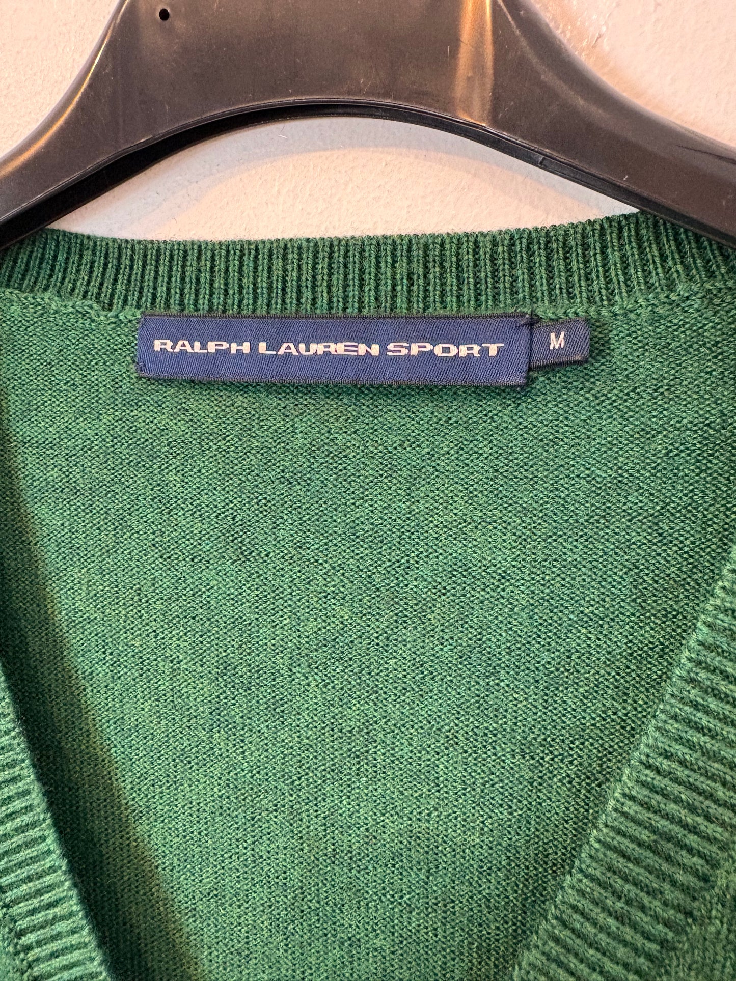 RALPH LAUREN SPORT. Jersey verde lana cuello pico