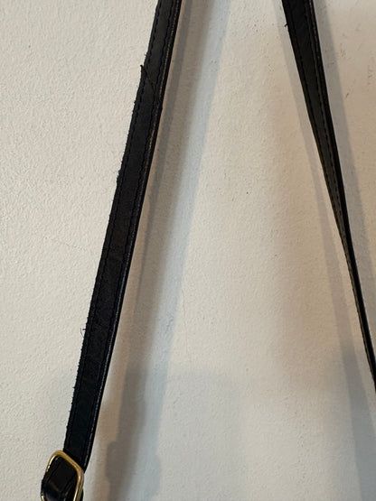 OTRAS. Bolso azul piel vintage