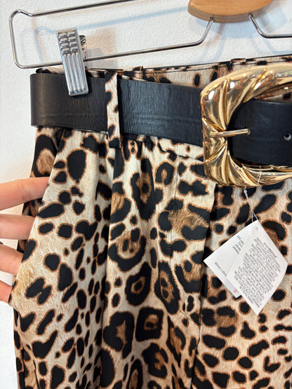 ZARA. Pantalón ancho satinado cinturón