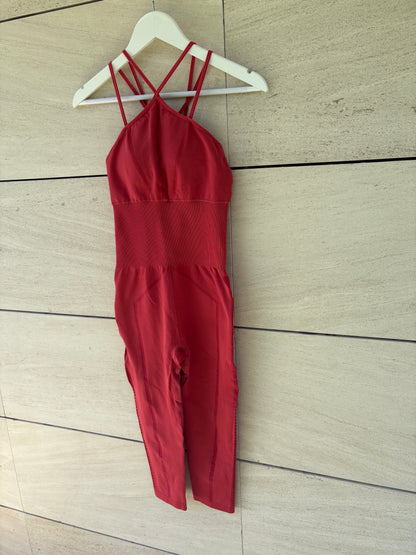 BORN LIVING YOGA. Mono rojo largo. T M